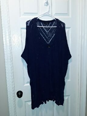Final Touch Netted Knit Raw Hem Button Poncho Cardigan Tunic